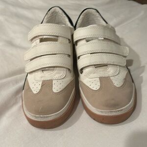 Dolce vita hook sneakers